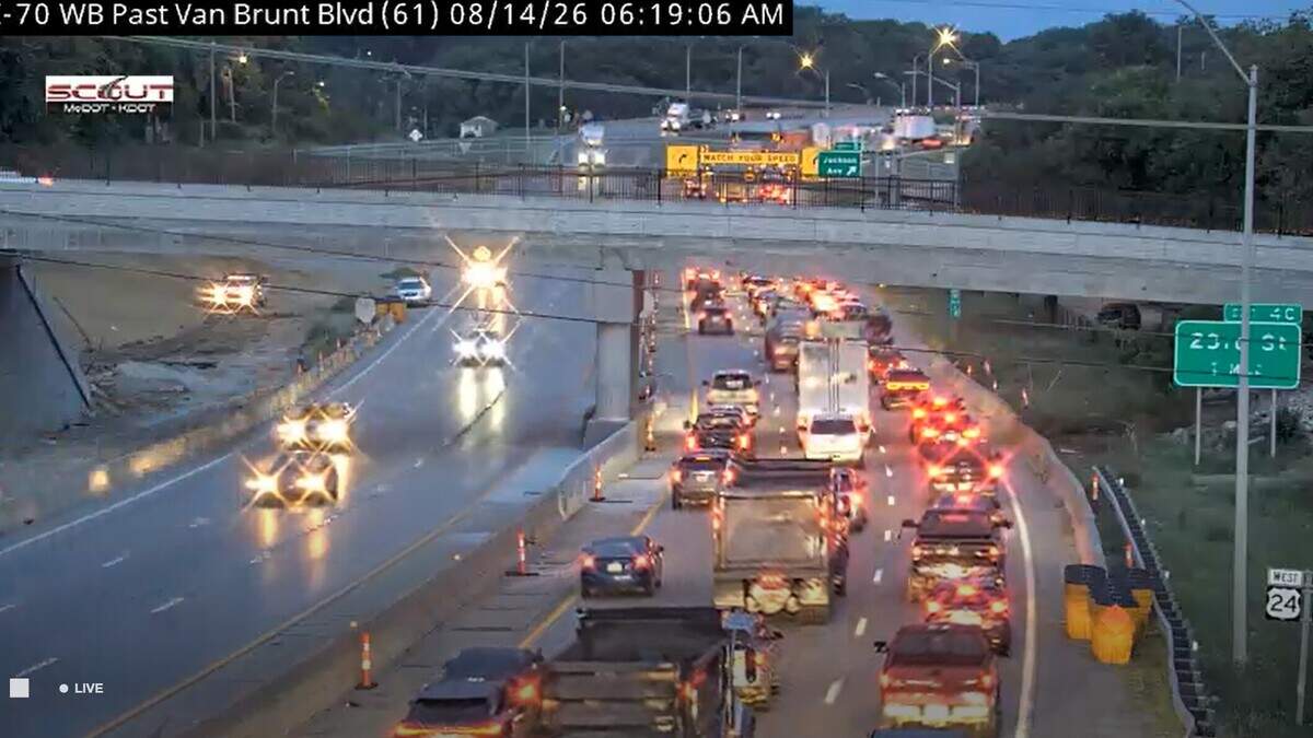Rush-hour crash ties up I-70 into downtown Kansas City | Kansas